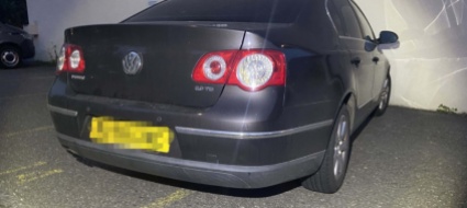 per-scappare-dalla-polizia-provoca-due-incidenti