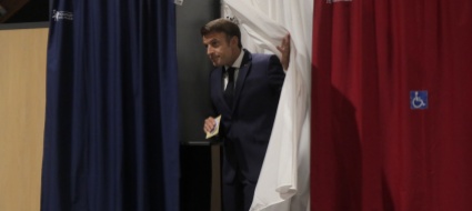 macron-perde-la-maggioranza-assoluta