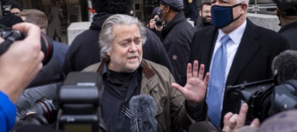 bannon-minaccia-il-procuratore-impeachment-se-incrimini-trump