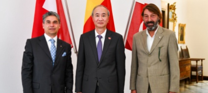 lugano-ricevuto-a-palazzo-civico-l-ambasciatore-del-vietnam