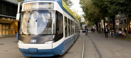 zurigo-studenti-alla-guida-dei-tram-rabbia-del-sindacato