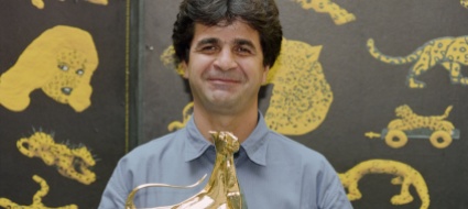 iran-sei-anni-di-prigione-al-regista-jafar-panahi