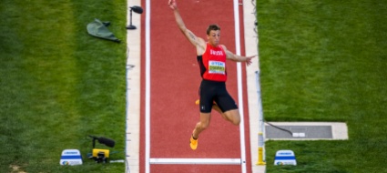 ehammer-il-decathlon-e-la-mia-passione-il-lungo-una-vetrina
