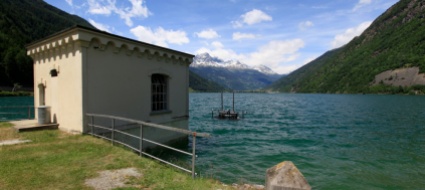 e-deceduto-il-bagnante-rinvenuto-sabato-nel-lago-di-poschiavo