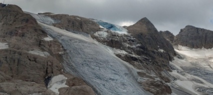 marmolada-la-montagna-restituisce-un-settimo-corpo