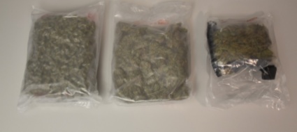 pizzicato-con-un-chilogrammo-di-marijuana-nello-zaino