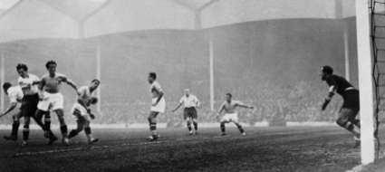 lo-sport-e-il-suo-racconto-il-calcio-in-biblioteca