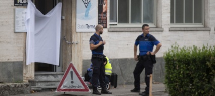l-ex-le-spara-al-lavoro-a-stabio-la-45enne-se-la-cavera