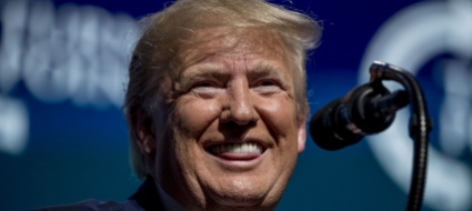 trump-in-alaska-gli-oceani-si-alzano-piu-case-vista-mare