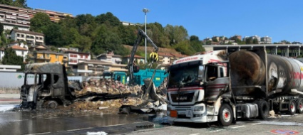 chiasso-fiamme-partite-dall-impianto-refrigerante-di-un-tir