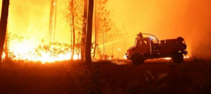 incendi-fuori-controllo-in-francia-il-fumo-arriva-nel-vaud