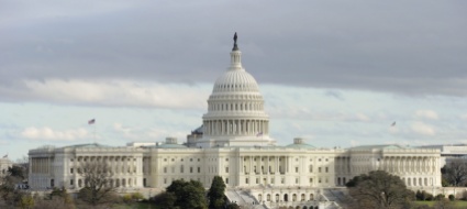 si-schianta-in-auto-contro-capitol-hill-spara-e-si-suicida
