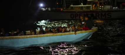 dieci-sbarchi-a-lampedusa-nella-notte-arrivati-in-200