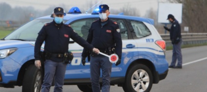 tir-tampona-due-pullman-di-profughi-un-morto