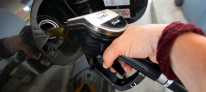 caro-benzina-da-berna-un-nuovo-no-a-misure-urgenti
