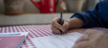 riforma-avs-favorevoli-sempre-davanti-ma-cala-il-consenso
