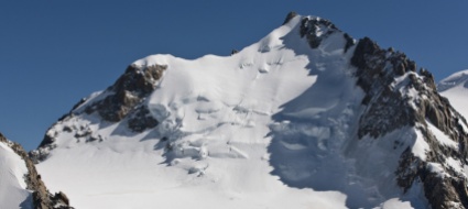 frana-distrugge-un-bivacco-sul-monte-bianco