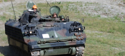 raduno-di-mezzi-militari-storici-al-forte-mondascia