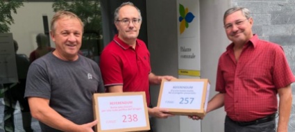 cevio-consegnate-le-firme-per-i-due-referendum