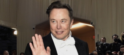 elon-musk-vuole-acquistare-lo-united-ma-e-solo-uno-scherzo