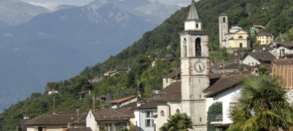 a-caviano-la-sagra-di-santa-maria-nascente