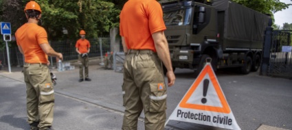 la-protezione-civile-corteggia-le-donne
