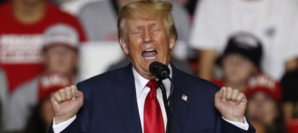via-libera-alle-indagini-sulle-carte-di-trump