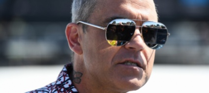 contrordine-robbie-williams-non-sara-a-zurigo