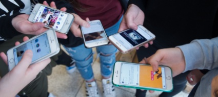 con-il-2024-stesso-caricabatterie-per-tutti-i-telefonini
