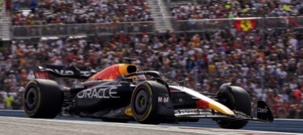 domenica-di-passione-ma-vince-ancora-verstappen