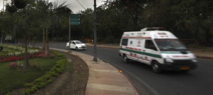 india-al-matrimonio-in-bus-che-pero-precipita-25-morti