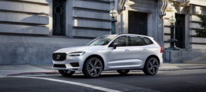 volvo-xc60-t8-eawd-viaggiare-sul-velluto