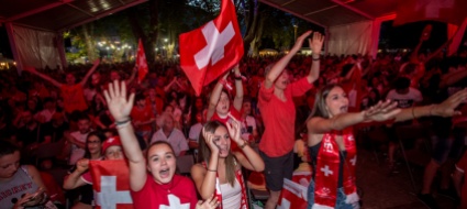 lugano-il-villaggio-dei-mondiali-a-blu-martini-e-lugangeles
