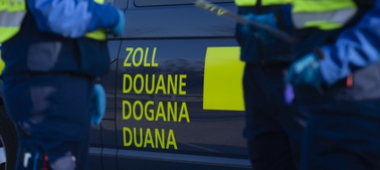 lugano-innocenti-ma-umiliati-dalle-guardie-di-confine