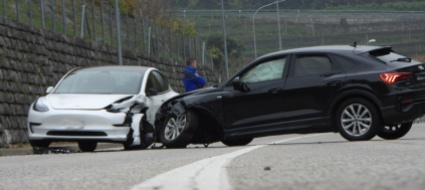 scontro-fra-due-auto-a-rancate-nessun-ferito
