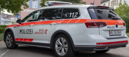 brilla-un-bancomat-a-f-llinsdorf-malviventi-in-fuga