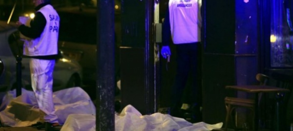 parigi-colpita-al-cuore-oltre-120-morti-tre-dei-quattro-terroristi-al-bataclan-si-sono-fatti-saltare-in-aria