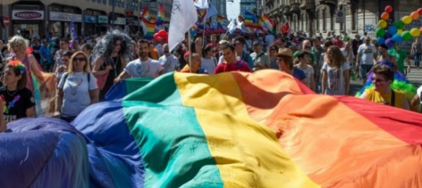 attacco-al-gay-pride-di-lugano-folcloristico-di-nicchia-estraneo-alle-nostre-tradizioni