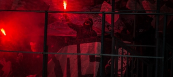i-tifosi-del-losanna-schedati-in-trasferta