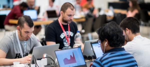 hack-the-city-giovani-idee-per-l-informatica