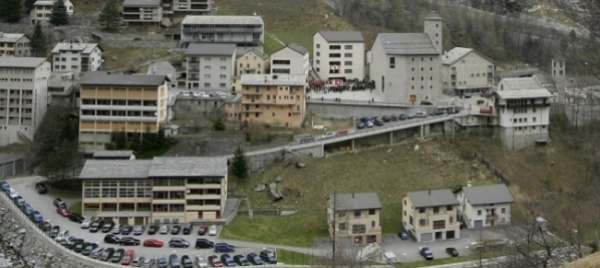 il-comune-vallesano-di-gondo-ritrova-l-oro