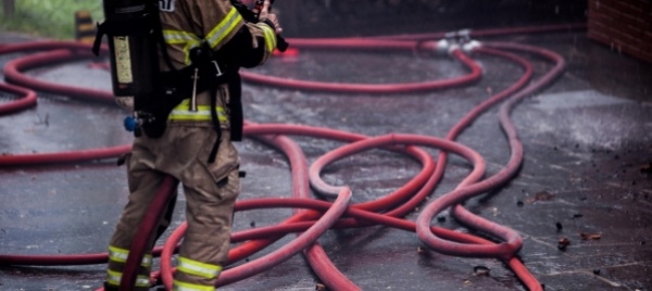 incendio-in-una-ditta-di-scavi-a-muzzano
