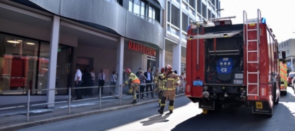 medrisio-principio-d-incendio-in-uno-stabile-di-via-lavizzari