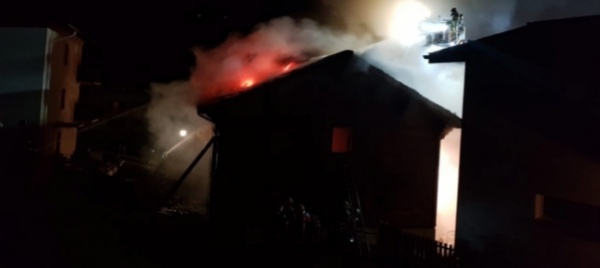 incendio-in-una-casa-un-morto-e-due-feriti