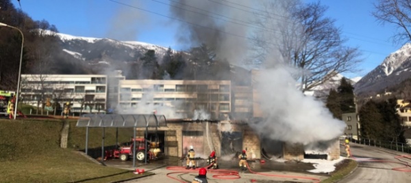 acquarossa-incendio-a-ridosso-della-casa-anziani