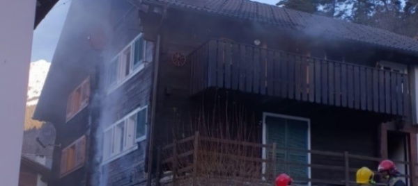 principio-di-incendio-in-una-casa-a-calpiogna