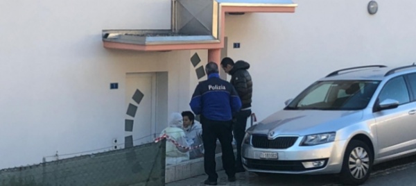 novaggio-un-taglio-laterale-alla-gola-della-60enne-morta