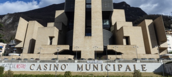 campione-i-debiti-e-la-via-d-uscita