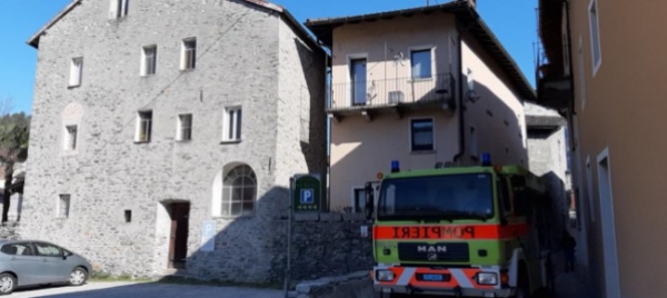 losone-casa-in-fiamme-nel-nucleo-di-san-giorgio