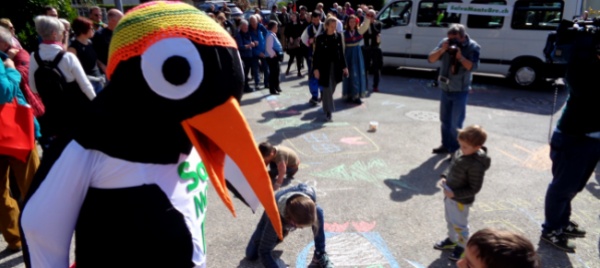 salva-monte-bre-azione-sit-in-contro-il-maxi-resort